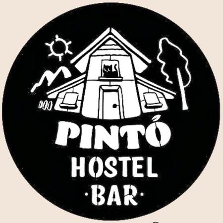 Pinto Casa Hostel & Bar 埃斯克尔 外观 照片