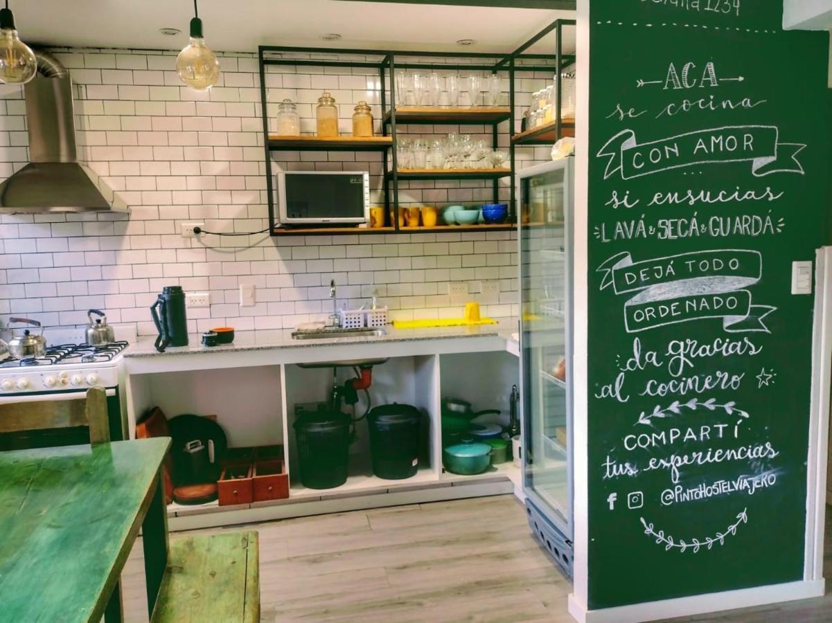 Pinto Casa Hostel & Bar 埃斯克尔 外观 照片