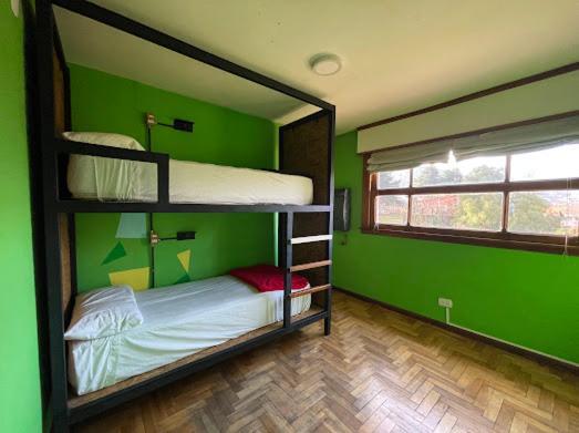 Pinto Casa Hostel & Bar 埃斯克尔 外观 照片