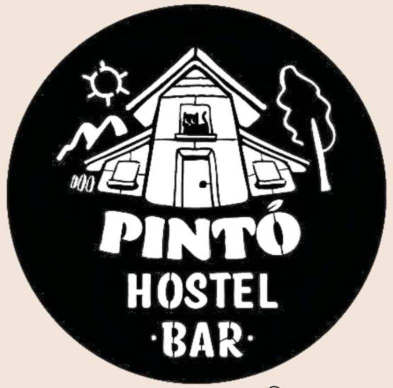 Pinto Casa Hostel & Bar 埃斯克尔 外观 照片